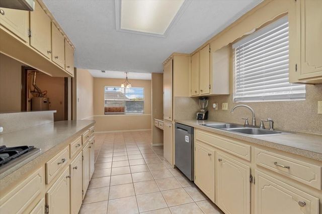 3511 Lemon Tree Lane, Houston, TX 77088