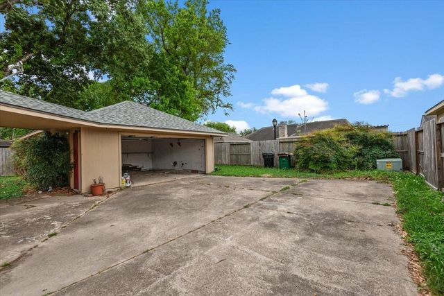 3511 Lemon Tree Lane, Houston, TX 77088