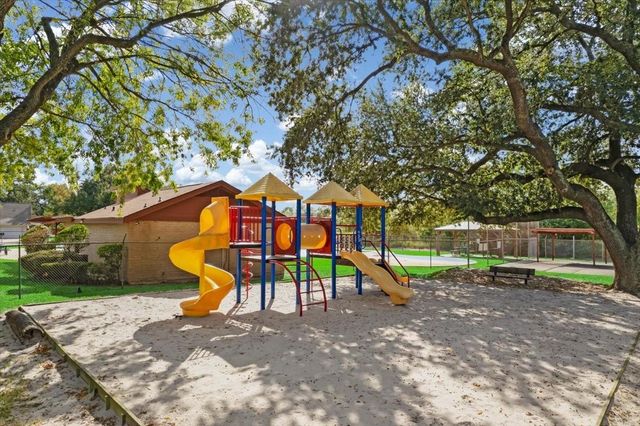 3511 Lemon Tree Lane, Houston, TX 77088