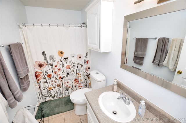 17611 W Stone Chapel Road, Tahlequah, OK 74464