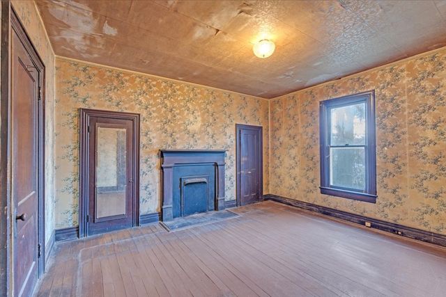 513 S 4th St, Pulaski, TN 38478