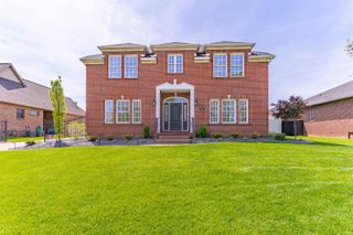 10411 Lauren Court, Newburgh, IN 47630