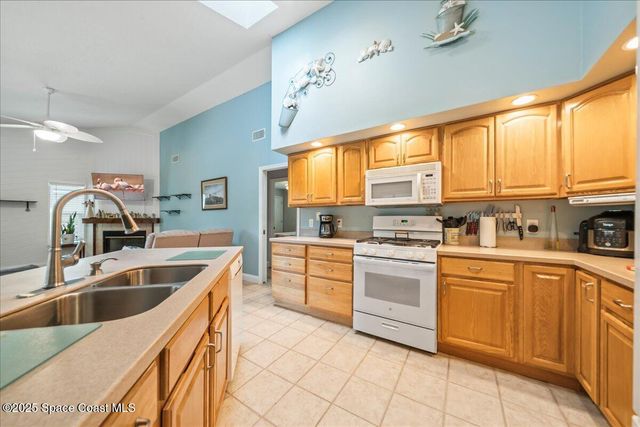 1836 Fox Bay Drive, Melbourne, FL 32934