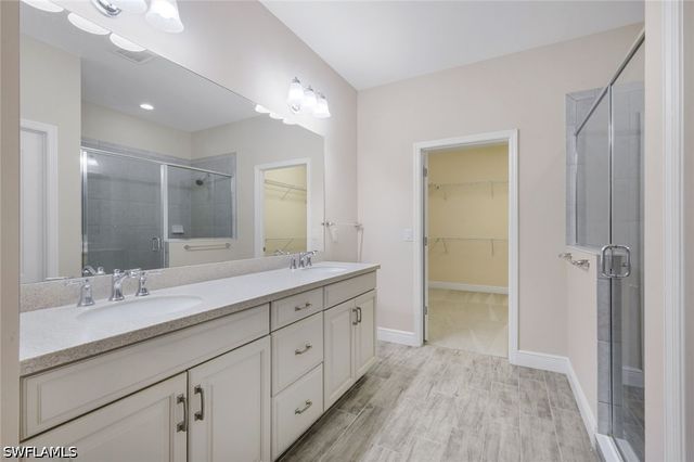 2343 Sheen LN 405, Naples, FL 34120