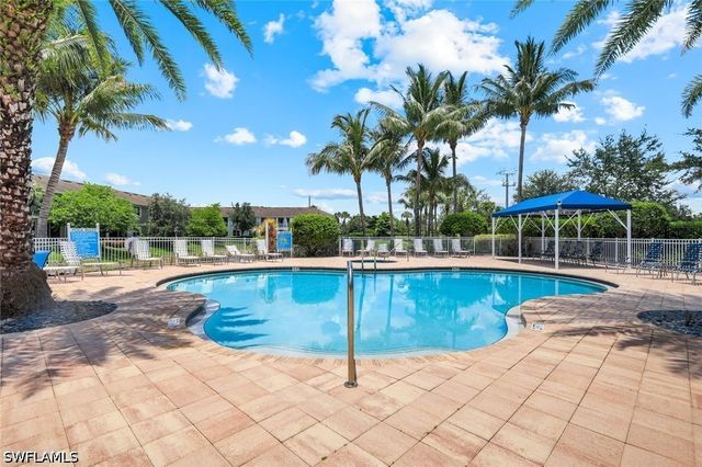 2343 Sheen LN 405, Naples, FL 34120