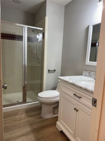 827 Ash Grove Lane 829, Desoto, TX 75115
