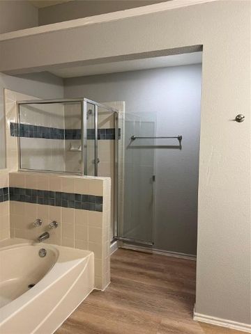 827 Ash Grove Lane 829, Desoto, TX 75115