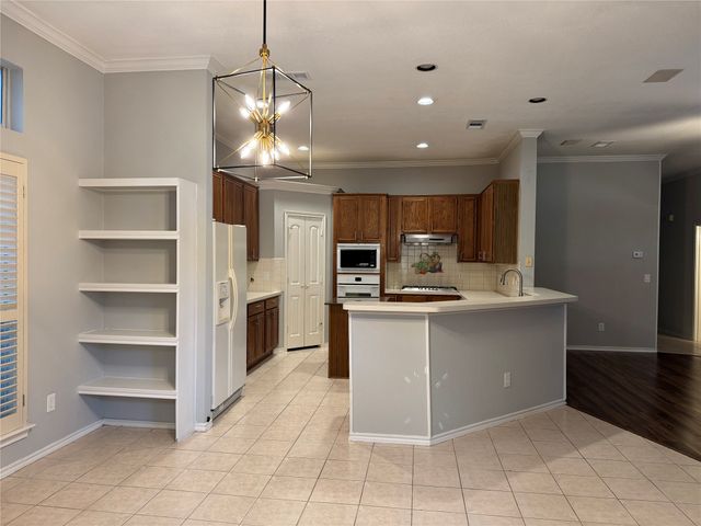 827 Ash Grove Lane 829, Desoto, TX 75115