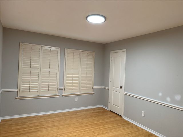 827 Ash Grove Lane 829, Desoto, TX 75115