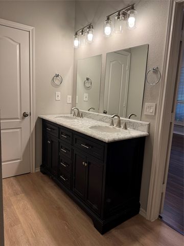 827 Ash Grove Lane 829, Desoto, TX 75115