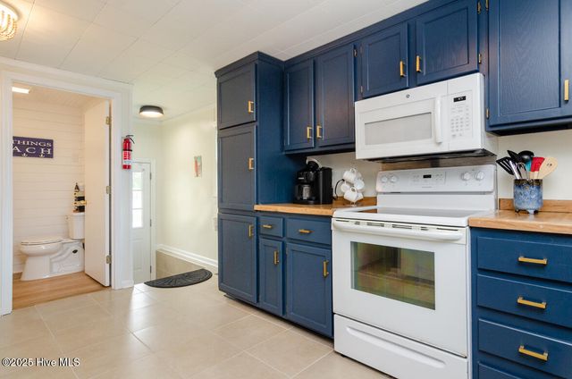 613 K Avenue, Kure Beach, NC 28449