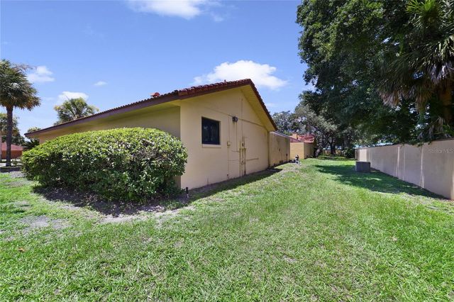 5025 BERMUDA CIRCLE 5025, Orlando, FL 32808