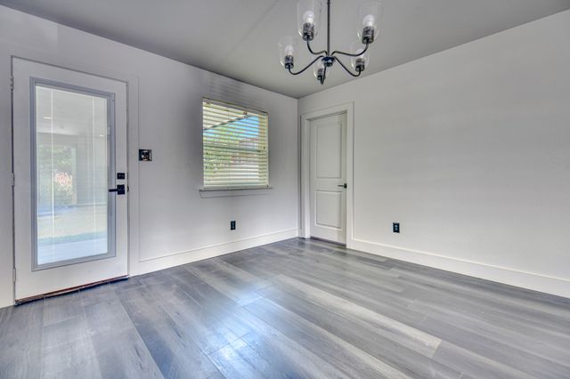 751 Botany Bay Drive, Dallas, TX 75211