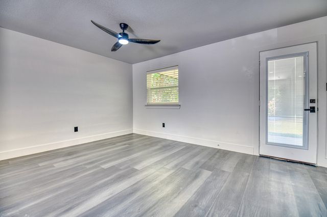751 Botany Bay Drive, Dallas, TX 75211