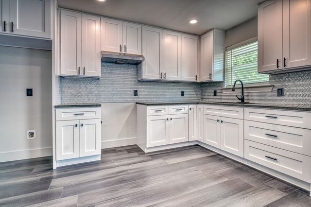 751 Botany Bay Drive, Dallas, TX 75211