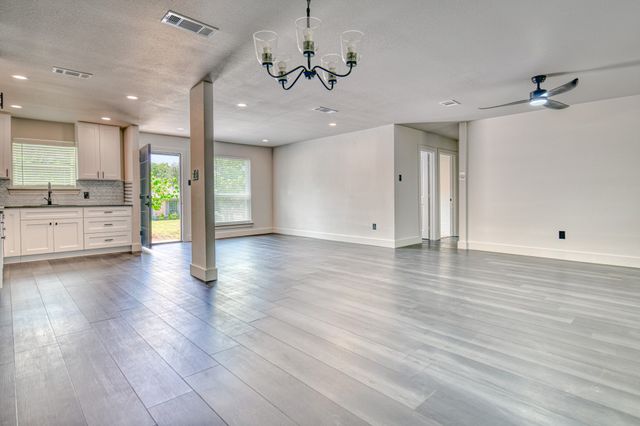751 Botany Bay Drive, Dallas, TX 75211