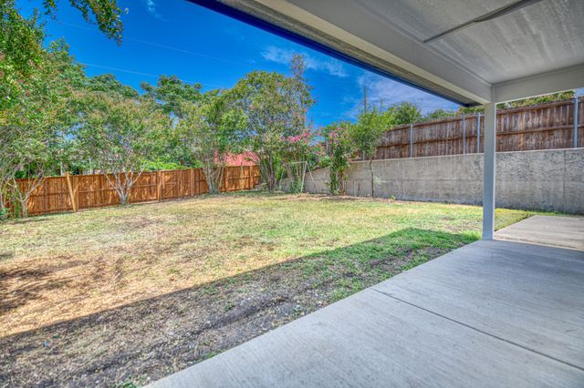751 Botany Bay Drive, Dallas, TX 75211