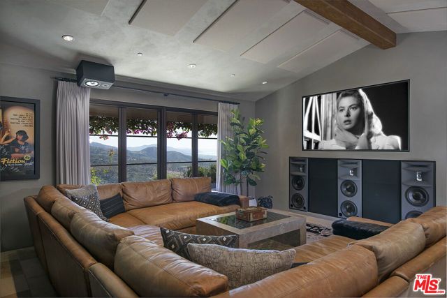 965 Park Lane, Santa Barbara, CA 93108
