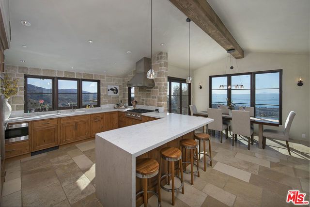 965 Park Lane, Santa Barbara, CA 93108
