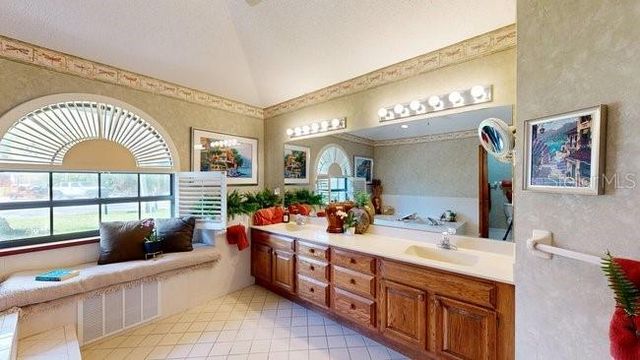 16 CRANDELL COURT, Palm Coast, FL 32137