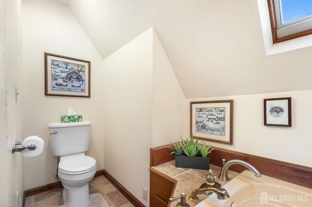 655 524 Route, Allentown, NJ 08501