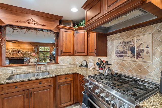 655 524 Route, Allentown, NJ 08501