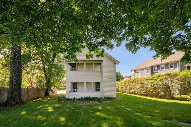 341 Washington St 2, Winchester, MA 01890