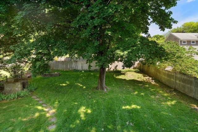 341 Washington St 2, Winchester, MA 01890