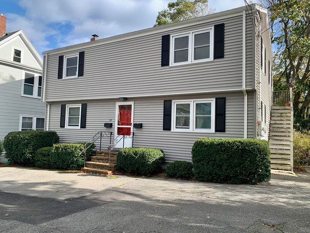 18 Guernsey Street 2, Marblehead, MA 01945