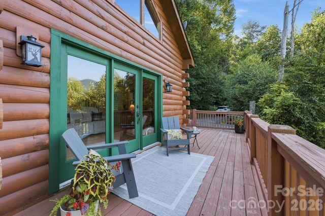 291 Appalachian Trail, Maggie Valley, NC 28751