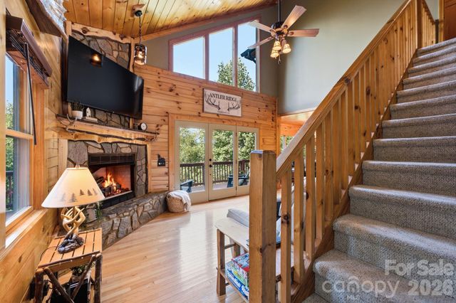 291 Appalachian Trail, Maggie Valley, NC 28751