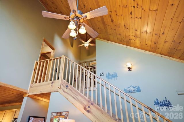 291 Appalachian Trail, Maggie Valley, NC 28751