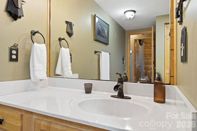 291 Appalachian Trail, Maggie Valley, NC 28751