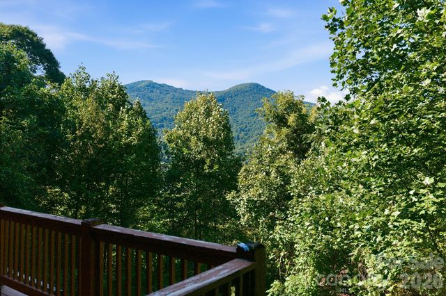 291 Appalachian Trail, Maggie Valley, NC 28751