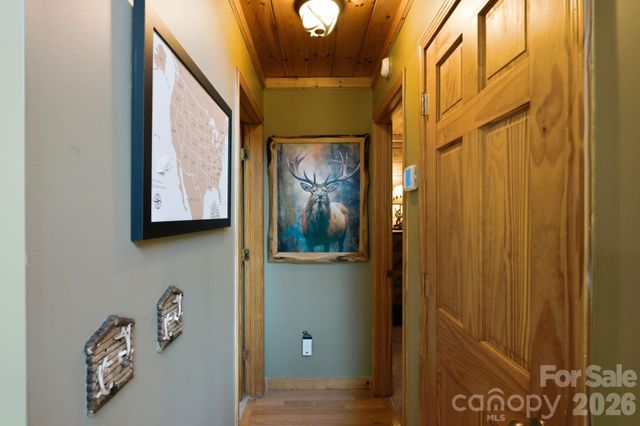 291 Appalachian Trail, Maggie Valley, NC 28751