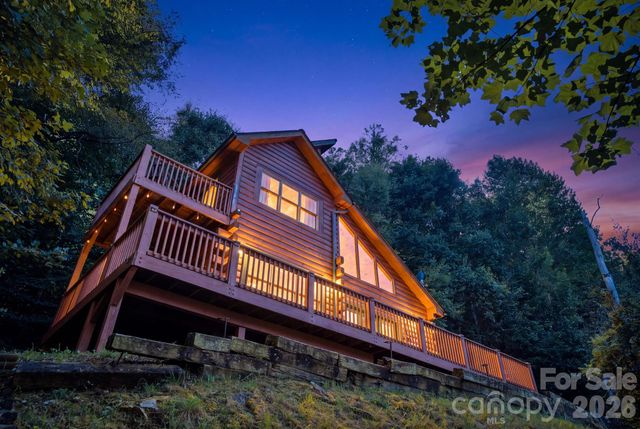 291 Appalachian Trail, Maggie Valley, NC 28751