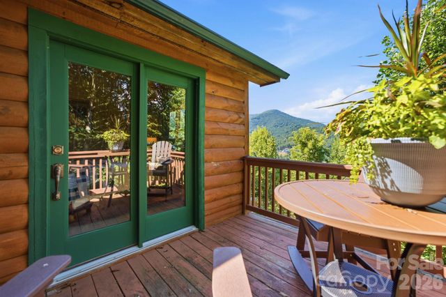 291 Appalachian Trail, Maggie Valley, NC 28751