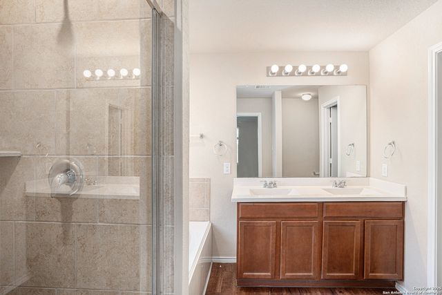 144 Field, New Braunfels, TX 78130