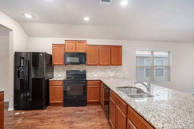 144 Field, New Braunfels, TX 78130