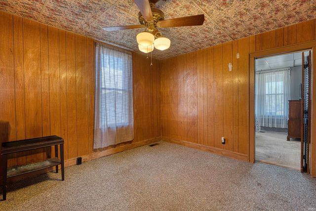 1400 N Boeke Road, Evansville, IN 47711