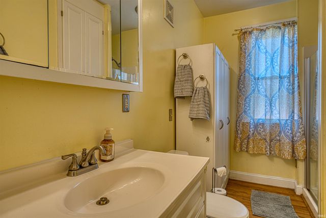 1400 N Boeke Road, Evansville, IN 47711