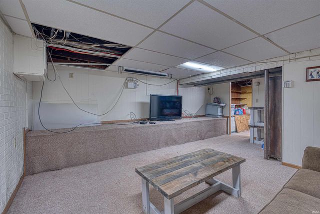 1400 N Boeke Road, Evansville, IN 47711