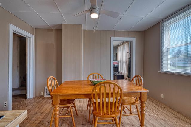 1400 N Boeke Road, Evansville, IN 47711