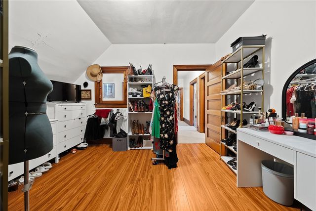 221 N Wade Ave, E Washington Boro, PA 15301