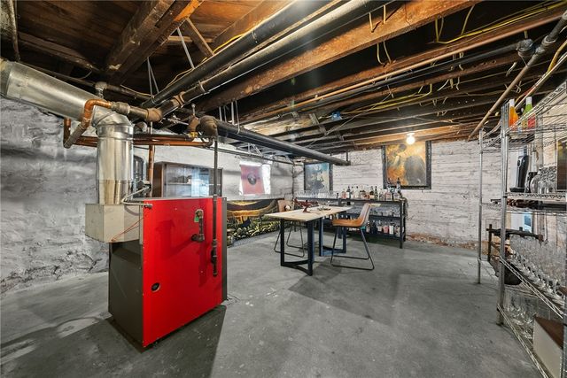 221 N Wade Ave, E Washington Boro, PA 15301