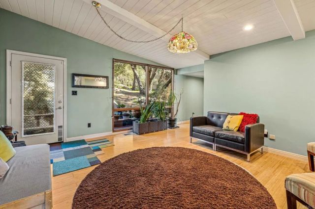 8411 Foothill Boulevard, Pine Valley, CA 91962