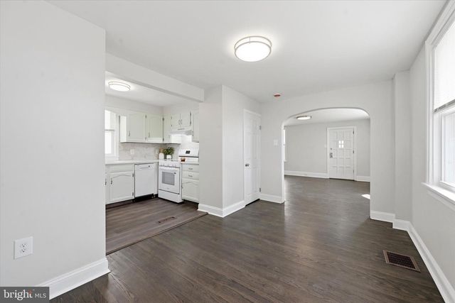 1042 RANDALL AVE, Upper Chichester, PA 19061