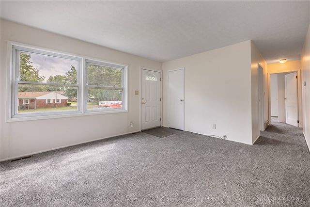 69 Blossom Court, Fairborn, OH 45324