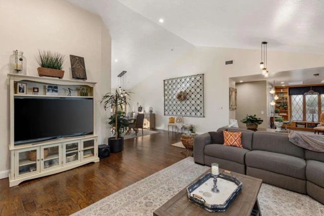 1152 Jugador Ct, San Marcos, CA 92078