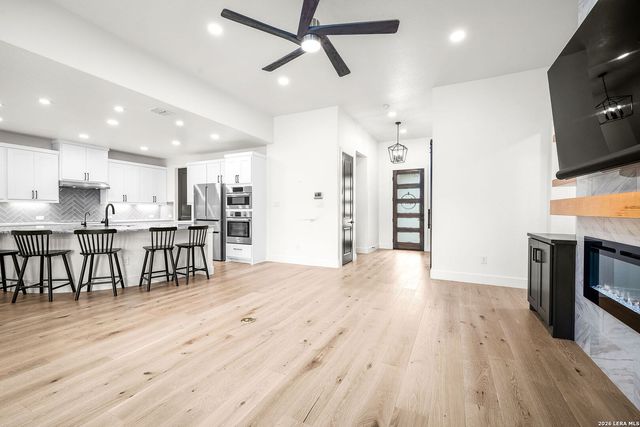 2473 KOOKABURRA DR, New Braunfels, TX 78132
